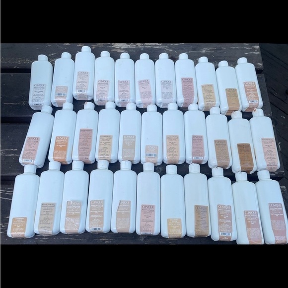 Clinique Other - Clinique foundation BEYOND PERFECTING CONCEALER FLAX BUTTERMILK ALABASTER IVORY